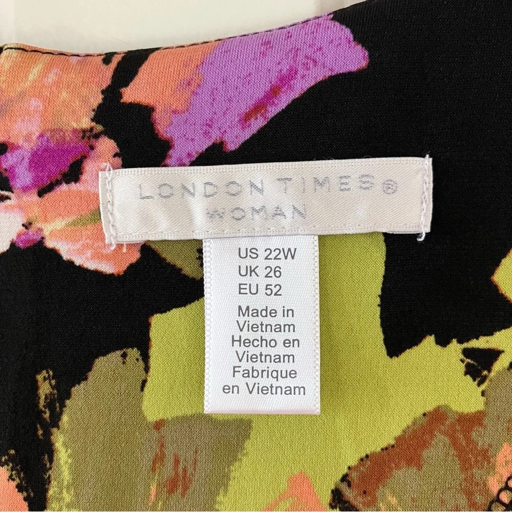 NWT Woman’s Plus Size Printed Twist-Front Capelet Abstract Floral Midi Dress 22W - Picture 6 of 9